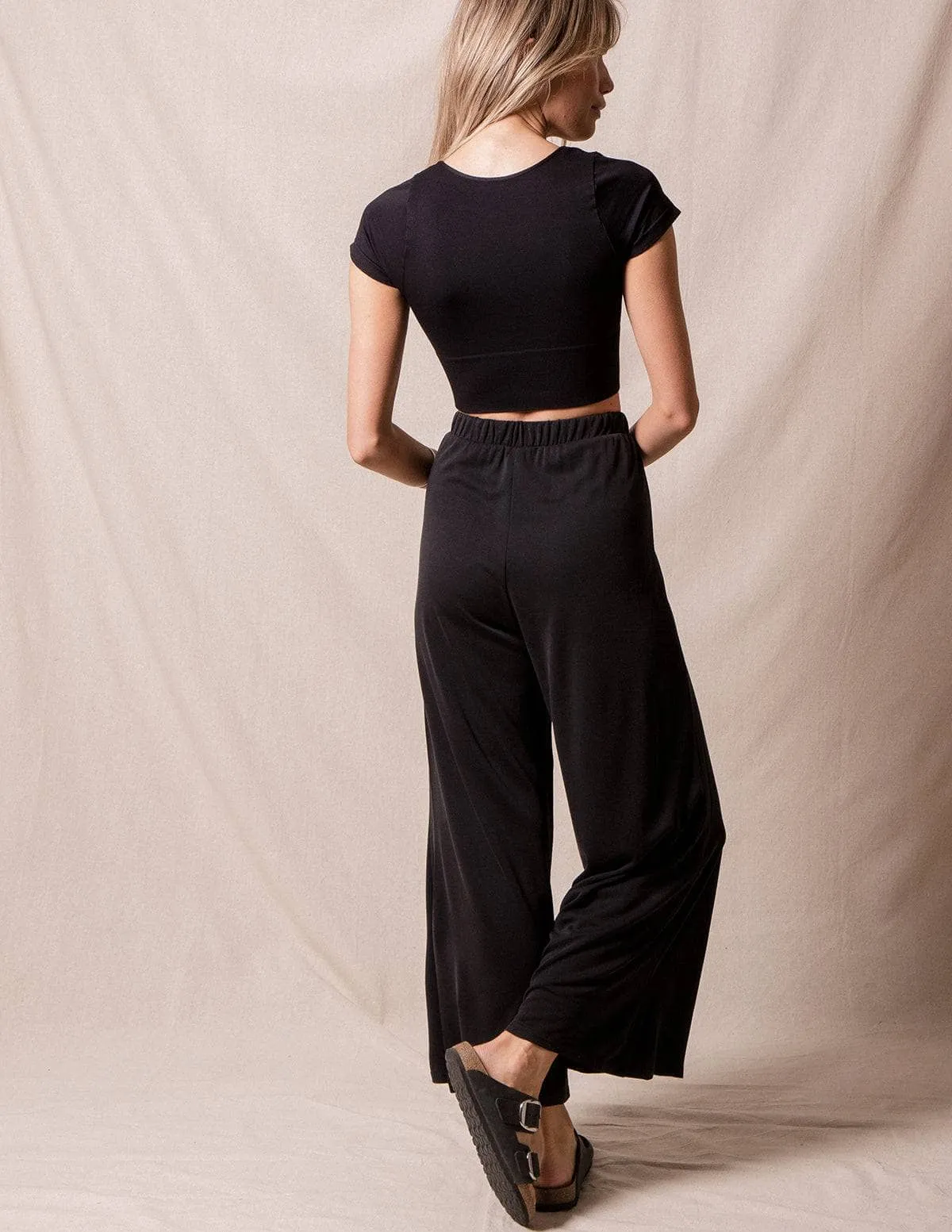 Eva Flowy Pants - Black