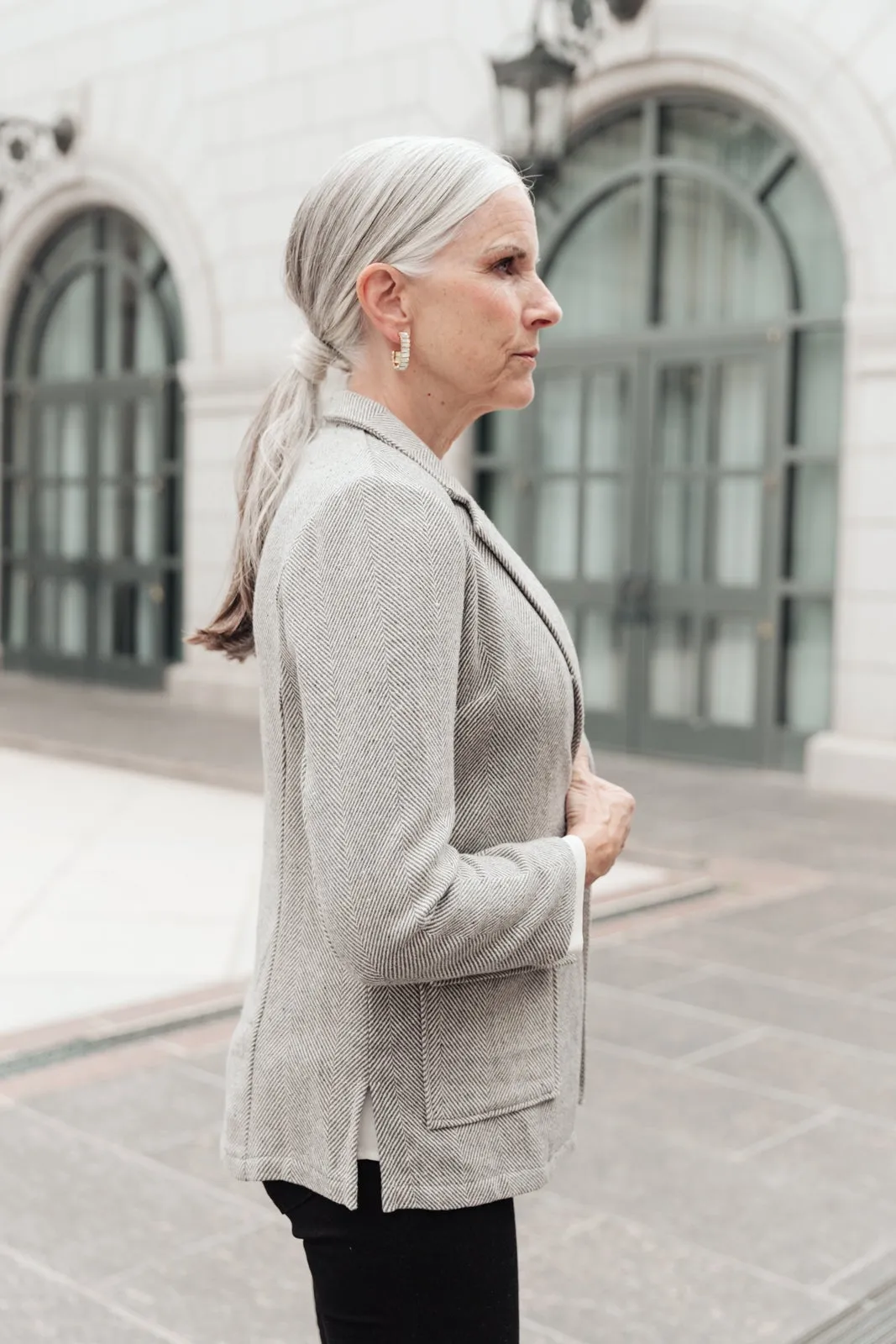 Feminine Boyfriend Blazer in Herringbone