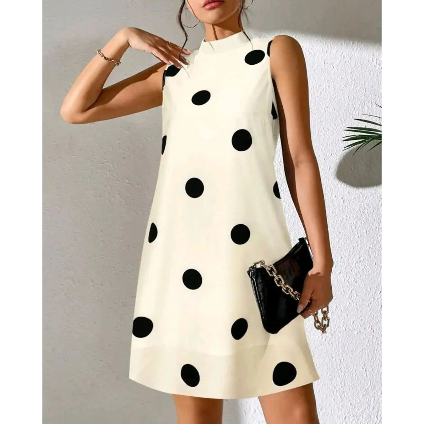 Polka dot round neck sleeveless dress