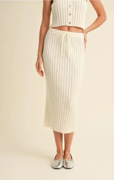 Ribbed Long Knitted Skirt